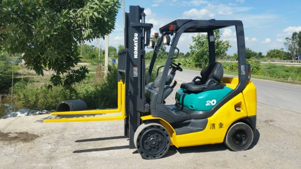 ขายด่วนรถยกKOMATSU FG20-16ยก2ตันเสาสูง3เมตรรุ่นใหม่สุดชั่วโม่งทำงานน้อยแค่1739รถนอกนำเข้ายังไม่เคยใช้งานในเมืองไทยเลย