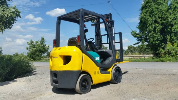 ขายด่วนรถยกKOMATSU FG20-16ยก2ตันเสาสูง3เมตรรุ่นใหม่สุดชั่วโม่งทำงานน้อยแค่1739รถนอกนำเข้ายังไม่เคยใช้งานในเมืองไทยเลย