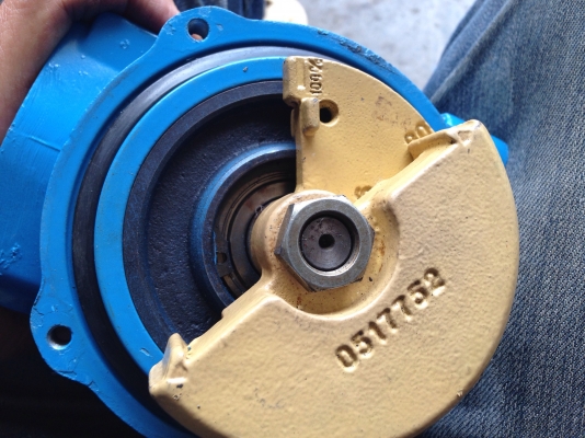 ขายมอเตอร์สั่น-เขย่า V V Vibrating made in Germany 1/4HP. 380V สภาพสวย(ทำสีใหม่) สั่นแรง พร้อมใช้งาน ขายมอเตอร์สั่น-เขย่า V V Vibrating made in Germany 1/4HP. 380V สภาพสวย(ทำสีใหม่) สั่นแรง พร้อมใช้งาน