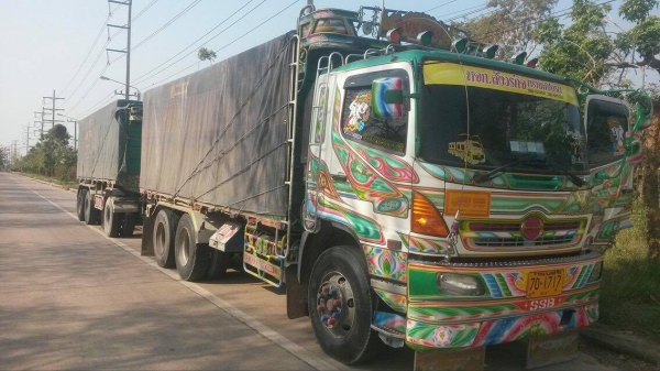 ขายผ้าใบคุมสิบล้อ  สภาพดี