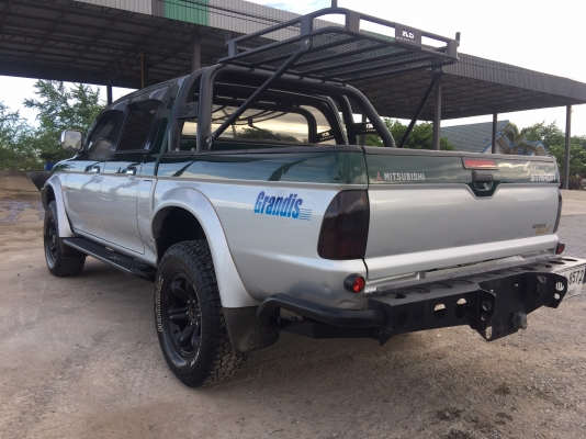 ขาย MITSUBISHI GRANDIS 4WD ปี2001 ขาย MITSUBISHI GRANDIS 4WD ปี2001