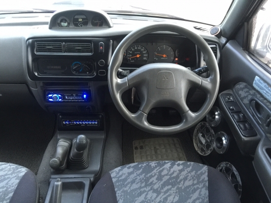 ขาย MITSUBISHI GRANDIS 4WD ปี2001 ขาย MITSUBISHI GRANDIS 4WD ปี2001