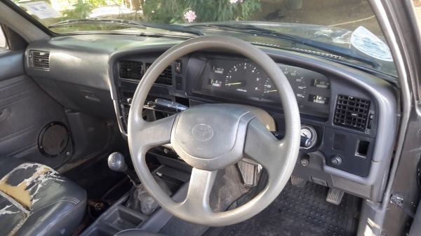 ขายไมตี้   เครืองดี  ชัซซีสวยมากๆๆ    เล่มเอกสารพร้อมโอน  สีไม่สวย