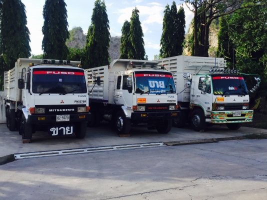 FUSO-527ยูโรวันปี44กับFUSO-528ปี55 พร้อมใช้งานทั้งคู่