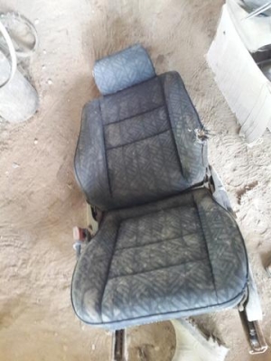 ขาย เบาะไฟฟ้าbenz c220มอเตอใช้งาน ใด้หมด นะคับ คู่ ล้ะ 3900