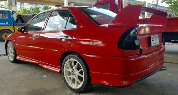 ขายถูกมิตซูท้ายเบนซ์ปี 1996 มี มีเล่มทะเบียนพร้อมขับดีภาษีไม่ขาดไม่เคยติดแก๊สไม่มีชนหนักน้ำไม่ท่วม สนใจ