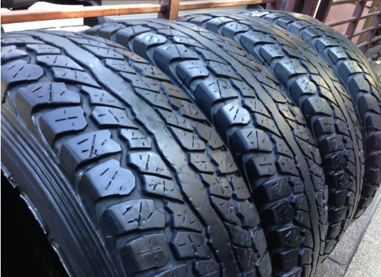 ยาง All Dunlop 30 9.5 R15 ปี12 พร้อมใช้งาน ราคาไม่แพง