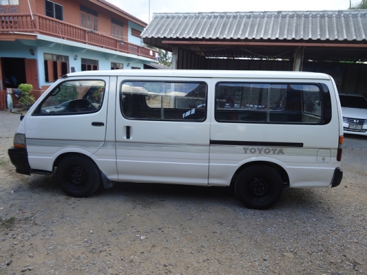 รถตู้  Toyota  เครื่องดีเซลเดิม ๆ   ประหยัด ภาษี ไม่ขาด  เอกสารพร้อมโอน  สนใจติดต่อ  089 5389447    หรือ  Line ID   0849028075 ราคา  69000 ต่อรองได้คับ