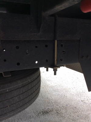 รถฮีโน่ 6 ล้อ ตู้แห้ง 150 แรงม้า. ปี 57.  ( รถวิ่ง 10,xxx กม. )     สนใจติดต่อ  081 - 6079515