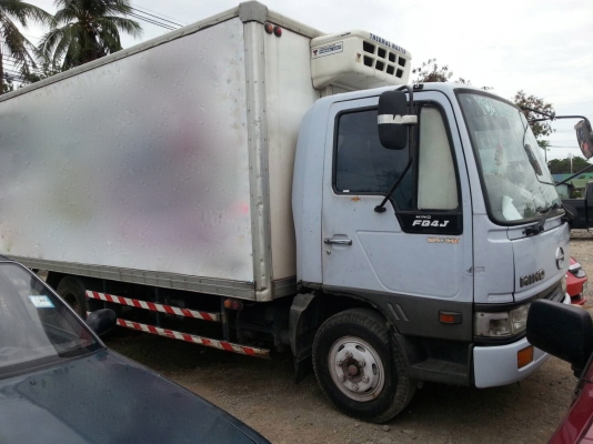 รถฮีโน่ 6 ล้อ ตู้แห้ง FB4J - 145 แรงม้า. ปี 42.    สนใจติดต่อ  081 - 6079515