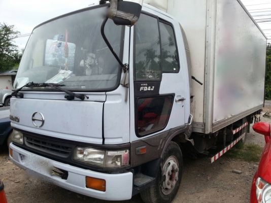 รถฮีโน่ 6 ล้อ ตู้แห้ง FB4J - 145 แรงม้า. ปี 42.    สนใจติดต่อ  081 - 6079515