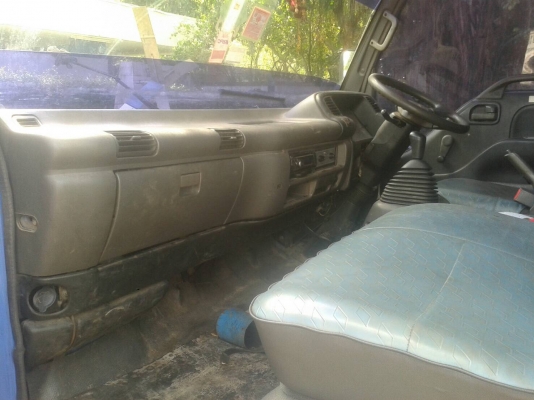 รถอีซูซุ 6 ล้อ ( บรรทุกน้ำมัน ) NQR / 130 แรงม้า. ปี 48.     สนใจติดต่อ  081 - 6079515