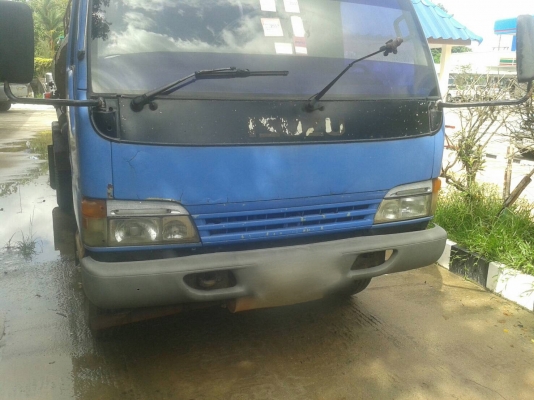 รถอีซูซุ 6 ล้อ ( บรรทุกน้ำมัน ) NQR / 130 แรงม้า. ปี 48.     สนใจติดต่อ  081 - 6079515