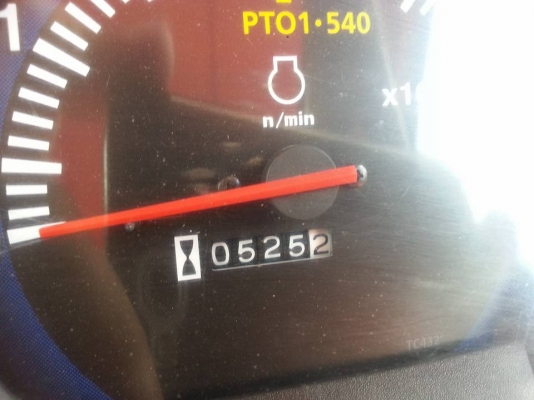 คูโบต้า L4708 4 WD พร้อมใบมีดดันหน้าใหม่