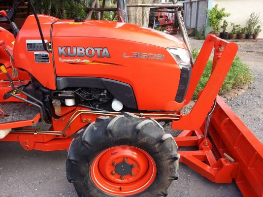 คูโบต้า L3608 4 WD ใบมีดดันหน้าใหม่