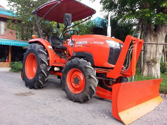 คูโบต้า L3608 4 WD ใบมีดดันหน้าใหม่