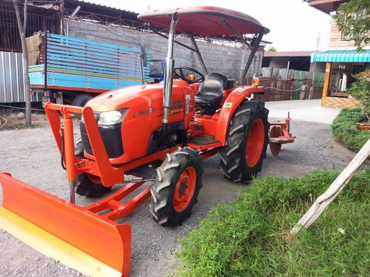 คูโบต้า L3608 4 WD ใบมีดดันหน้าใหม่