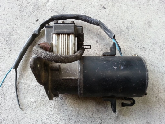 .ปั้มลม AISIN 12V แบบ 4 ครีบ