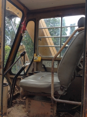 ขายรถแบคโฮ  KOMATSU  รุ่น PC 60-2  ปั๊มเดิม เครื่องเดิม  โซ่ดี  เอวแน่นขาย ราคา 250,000 บาท