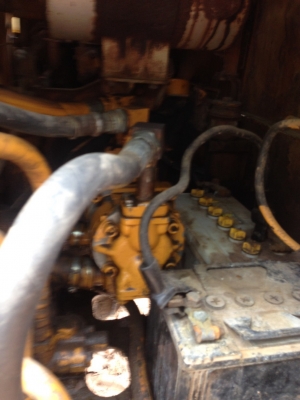 ขายรถแบคโฮ  KOMATSU  รุ่น PC 60-2  ปั๊มเดิม เครื่องเดิม  โซ่ดี  เอวแน่นขาย ราคา 250,000 บาท