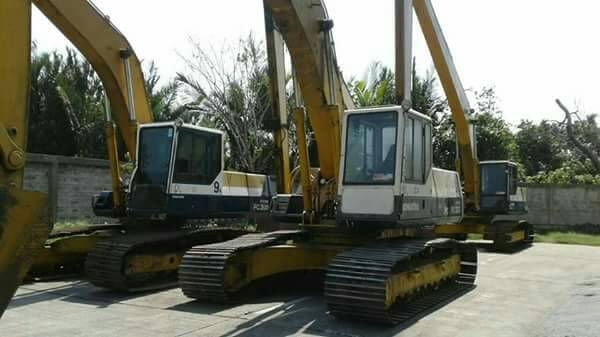 รถขุด KOMATSU PC200-5 บูมยาว 16  เมตร