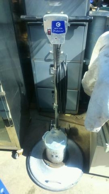 ขายเครื่องขัดพื้นมือสอง20นิ้ว