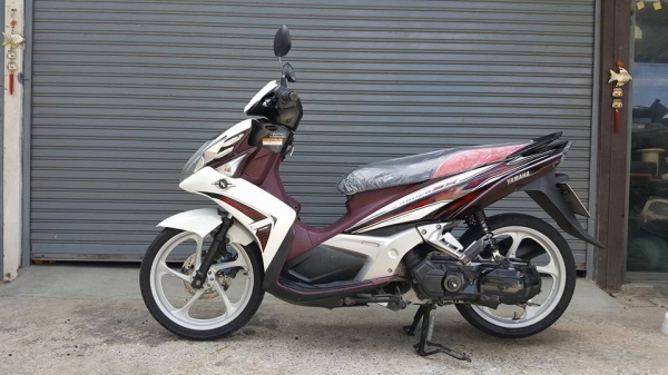 YAMAHA NOUVO SX 125i ตัว TOP ล้อแม็ก หัวฉีด ทะเบียนสวยเลข 300 กรุงเทพ