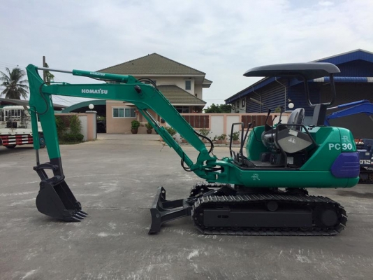 รถขุดเล็ก KOMATSU PC30-7 นำเข้าจากญี่ปุ่น