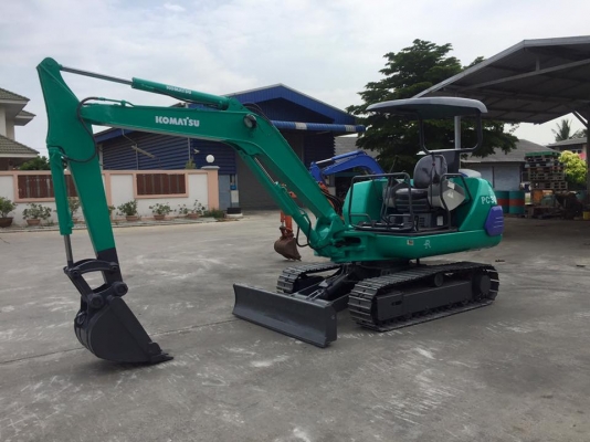 รถขุดเล็ก KOMATSU PC30-7 นำเข้าจากญี่ปุ่น