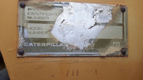 รถเกรด CAT 140G - 72V. ปี 52. สนใจติดต่อ  081 - 6079515