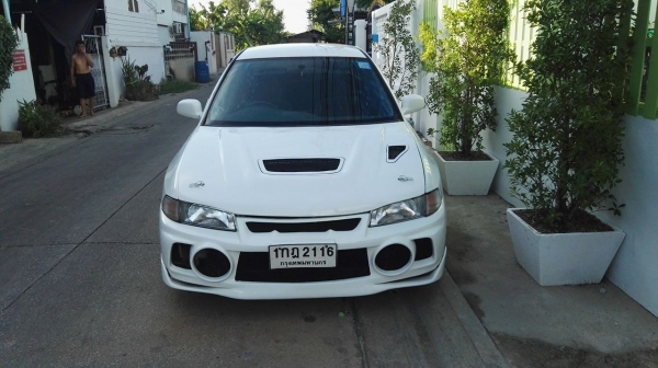 ขาย mitsubishi lancer ปี 97 part EVO4 เครื่อง MIVEC ขาย mitsubishi lancer ปี 97 part EVO4 เครื่อง MIVEC