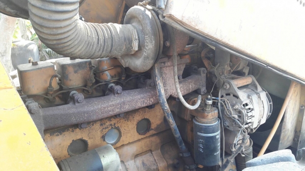 ขาย รถบด STA - VV900.D.   สนใจติดต่อ  081 - 6079515