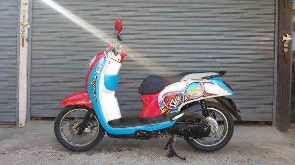 HONDA SCOOPY-i NEW ระบบหัวฉีด ฟรีค่าโอน HONDA SCOOPY-i NEW ระบบหัวฉีด ฟรีค่าโอน