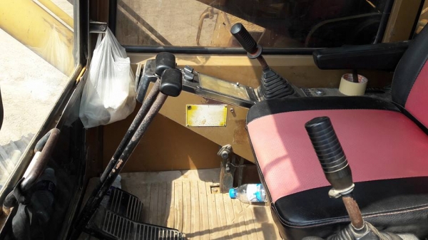 CAT E200B  รถพร้อมใช้ เอกสารใบอินวอย