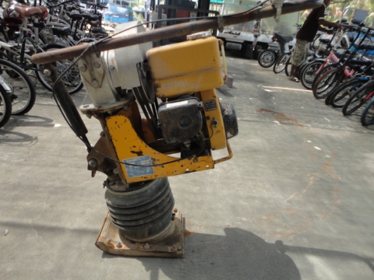 เครื่องตีดิน