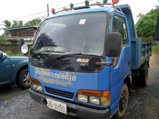 6ล้อดั้ม  100 แรงม้า  3คิว  (รถห้างแท้)พร้อมใช้งาน  เล่มติดมือ....