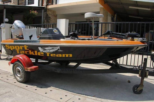 เรือแบส13ฟุต