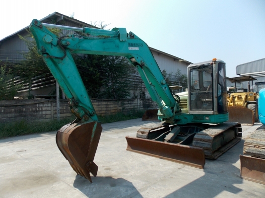 รถขุดขนาด 70 ราคาไม่แรง สำหรับลูกค้าที่ต้องการรถราคาไม่แพง