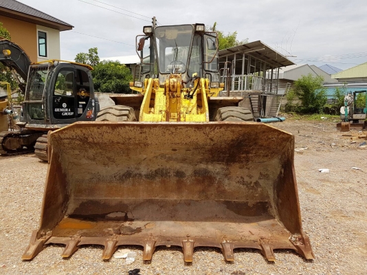 ขายรถตักล้อยางเก่านอก KOMATSU WA380-3 ขายรถตักล้อยางเก่านอก KOMATSU WA380-3