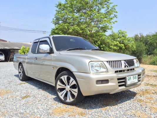 ขาย STRADA  เครื่อง 2500 GL ปี 2005 - 2548 พร้อมเครื่องเสียงชุดใหญ่ ดอก 12 นิ้ว มีจอ เครื่องเล่น แม็กขอบ 17 ยางใช้ยาวๆ พวงมาลัยเพาเวอร์ วิ่งแสนกว่าโล