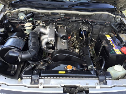 ขาย STRADA  เครื่อง 2500 GL ปี 2005 - 2548 พร้อมเครื่องเสียงชุดใหญ่ ดอก 12 นิ้ว มีจอ เครื่องเล่น แม็กขอบ 17 ยางใช้ยาวๆ พวงมาลัยเพาเวอร์ วิ่งแสนกว่าโล