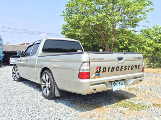 ขาย STRADA  เครื่อง 2500 GL ปี 2005 - 2548 พร้อมเครื่องเสียงชุดใหญ่ ดอก 12 นิ้ว มีจอ เครื่องเล่น แม็กขอบ 17 ยางใช้ยาวๆ พวงมาลัยเพาเวอร์ วิ่งแสนกว่าโล