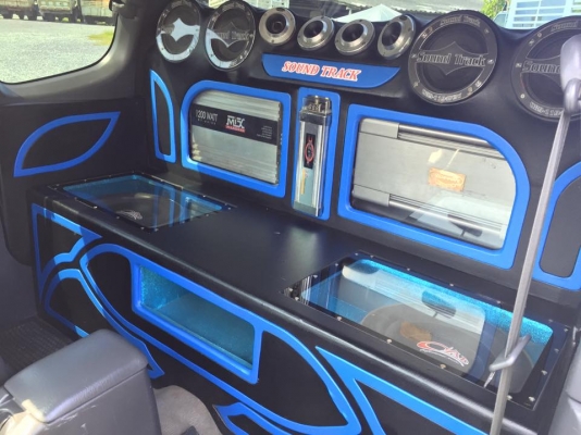 ขาย STRADA  เครื่อง 2500 GL ปี 2005 - 2548 พร้อมเครื่องเสียงชุดใหญ่ ดอก 12 นิ้ว มีจอ เครื่องเล่น แม็กขอบ 17 ยางใช้ยาวๆ พวงมาลัยเพาเวอร์ วิ่งแสนกว่าโล