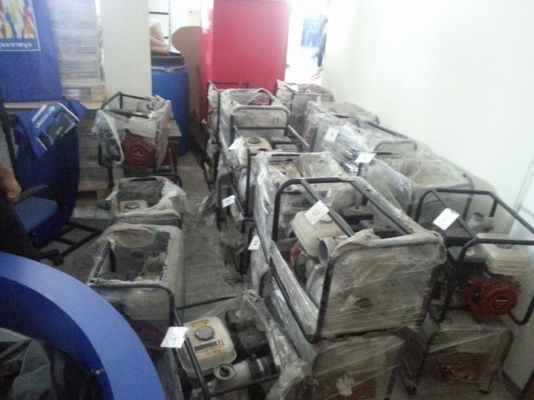 มีใครสนใจ ประมูลปั้มน้ำ มี 30 ตัว.... มีใครสนใจประมูล ปั้มน้ำติดเครื่องยนต์ มี 30 ตัว ติดต่อด่วนๆๆๆ