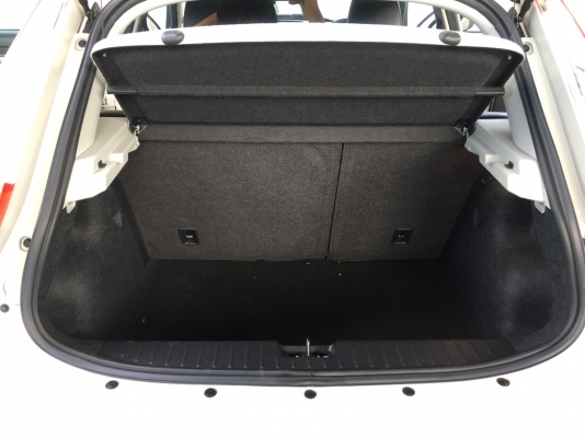 MG3 1.5 X SUNROOF TOP รถสวย สภาพป้ายแดง MG3 1.5 X SUNROOF TOP รถสวย สภาพป้ายแดง