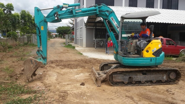 รถขุดเก่าญี่ปุ่นKUBOTA RX503 แทรคเหล็ก มีเอกสาร รถปี 2006 รถขุดเก่าญี่ปุ่นKUBOTA RX503 แทรคเหล็ก มีเอกสาร รถปี 2006