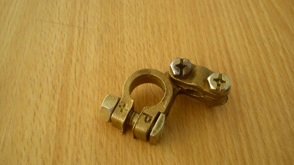 ขั้วแบตเตอรี่ ทองเหลือง ขั้วบวก