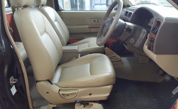 แต่งนิดๆNISSANมือ2 FRONTIER 2.7 KING CAB ปี2005 เกียร์ธรรมดา จัดไปถูกๆ