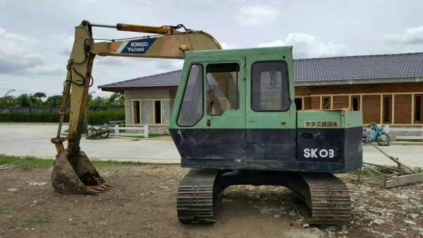 ขายรถแบคโฮkobe sko3-60  ซื้อเก่าญี่ปุ่นมาไม่ถึง 200 ชม.   ปั้มดีระบบทุกอย่างสมบูรณ์หมด