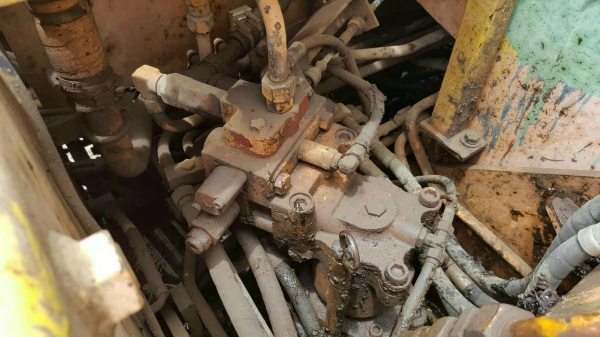 ขายรถแบคโฮkobe sko3-60  ซื้อเก่าญี่ปุ่นมาไม่ถึง 200 ชม.   ปั้มดีระบบทุกอย่างสมบูรณ์หมด